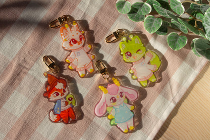 Clover Alien Cat Acrylic Keychain